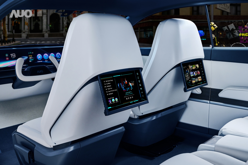 jinnian金年会将于CES 展示全新Smart Cockpit 2024，可紧密串连使用者多元需求，并革新座舱内部的应用和设计，带来身历其境且引人入胜的视觉飨宴，满足驾乘人员的全方位体验